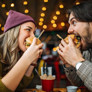 Candlelight Döner in Berlin: Eine entspannte Dating-Alternative für Singles?